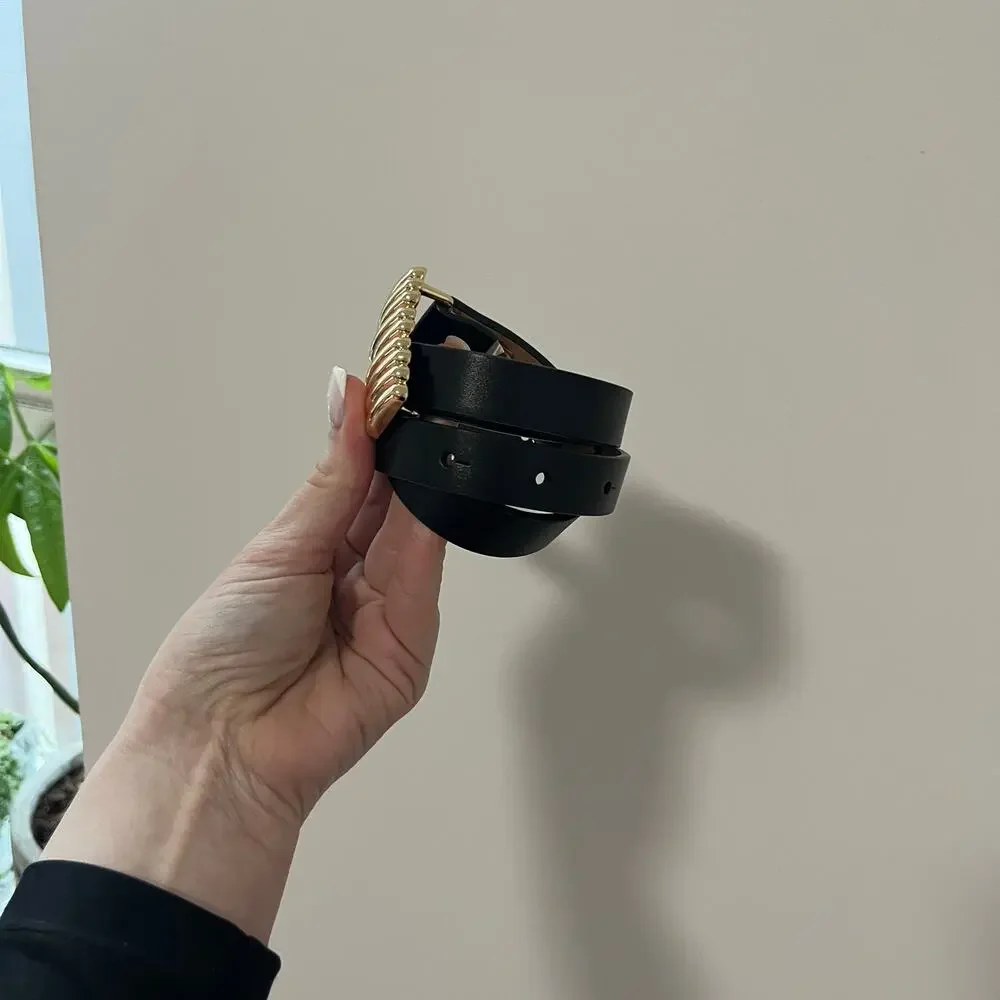 A New Day Black & Gold Thin Belt Size Small